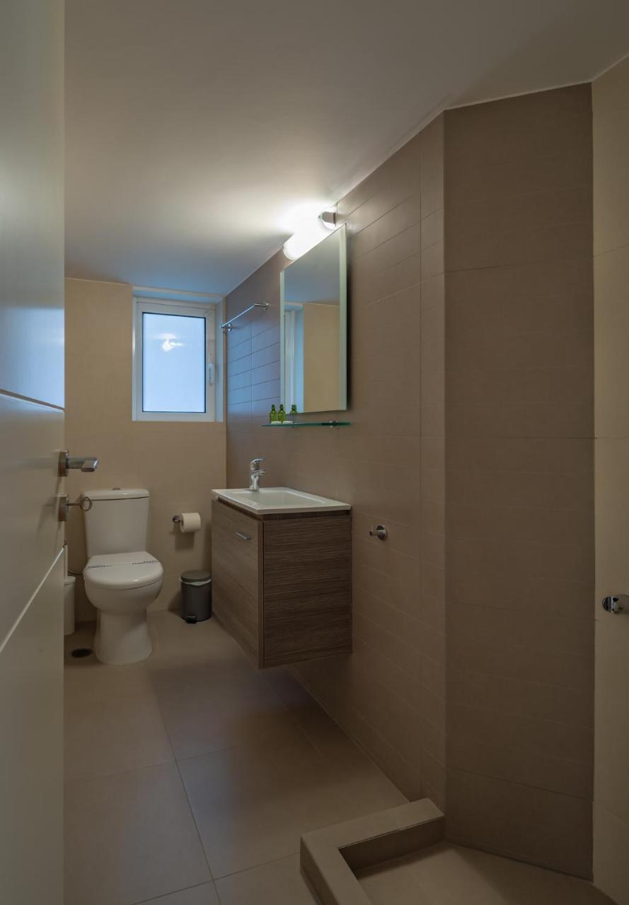 Sagittarius - Faliro Sea Side Apartment Atenas Exterior foto