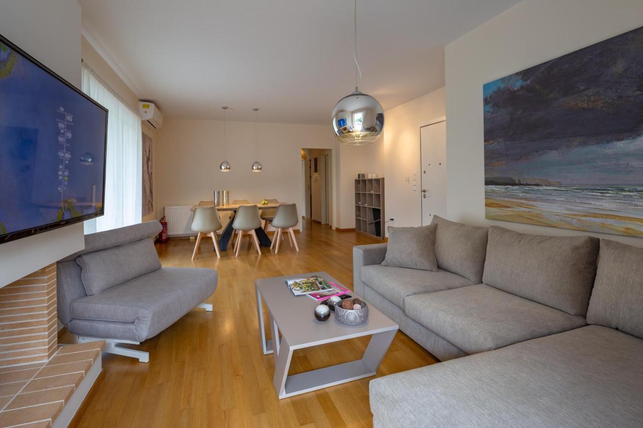 Sagittarius - Faliro Sea Side Apartment Atenas Exterior foto