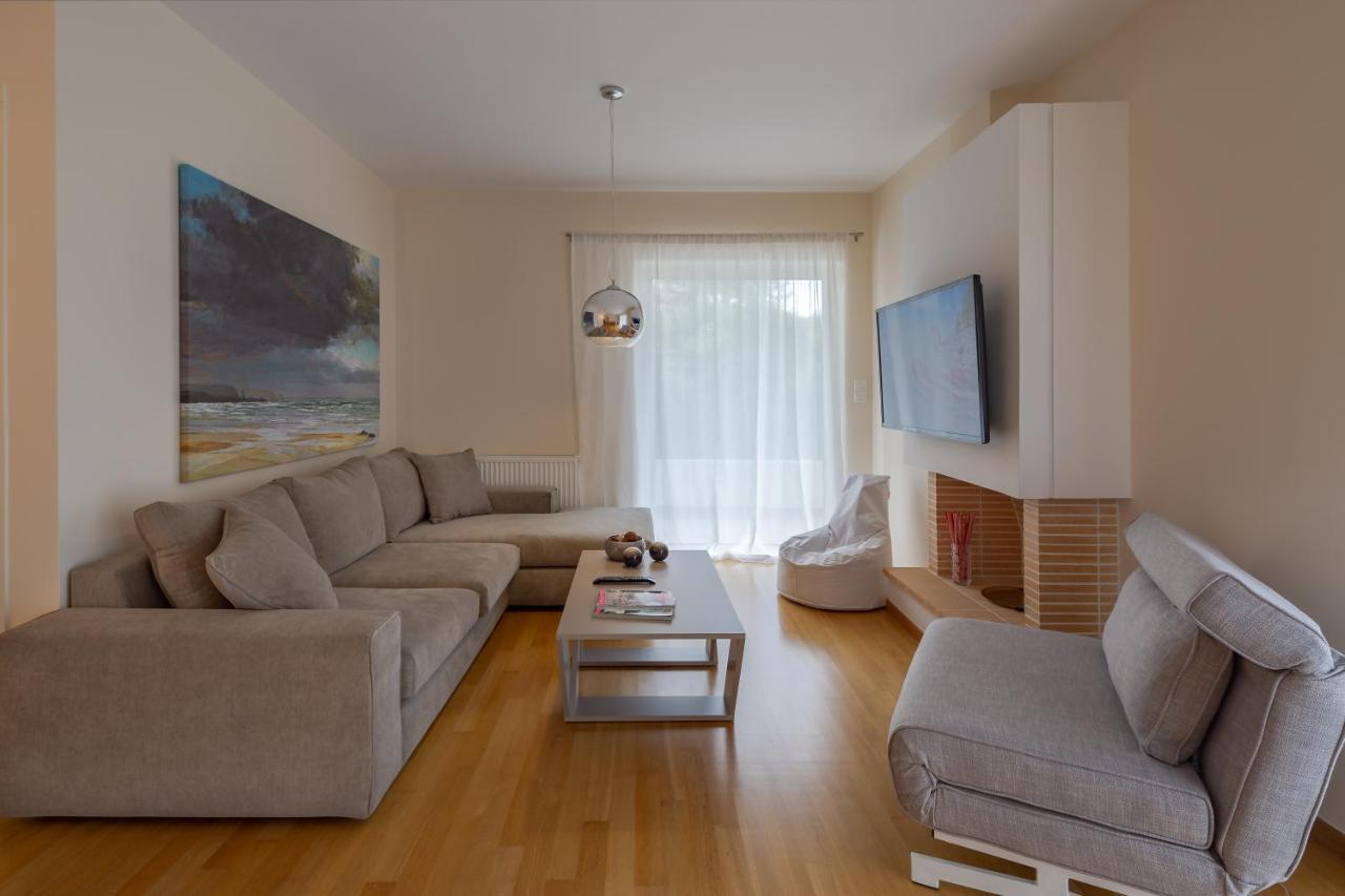 Sagittarius - Faliro Sea Side Apartment Atenas Exterior foto